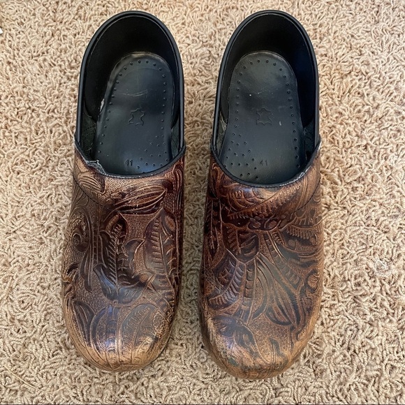 Dansko 41 professional clogs slip on shoes weathered tooled brown shoe - Picture 7 of 11